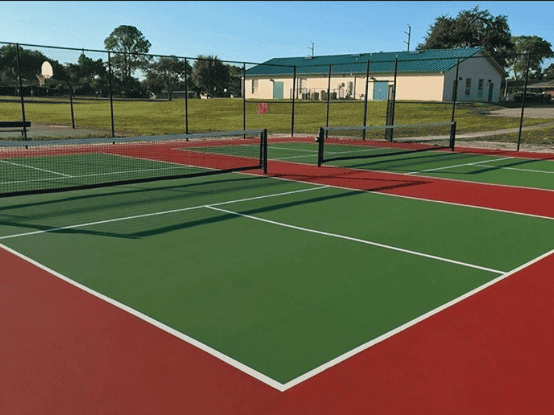 Sân Pickleball được làm từ Nhựa Tổng Hợp