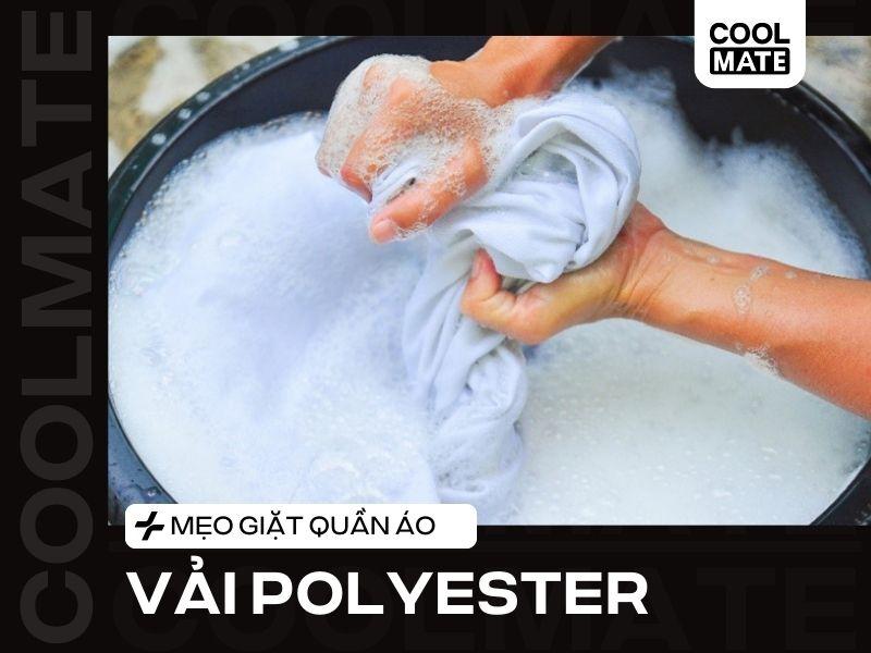 Mẹo giặt quần áo chất liệu vải polyester luôn bền đẹp như mới