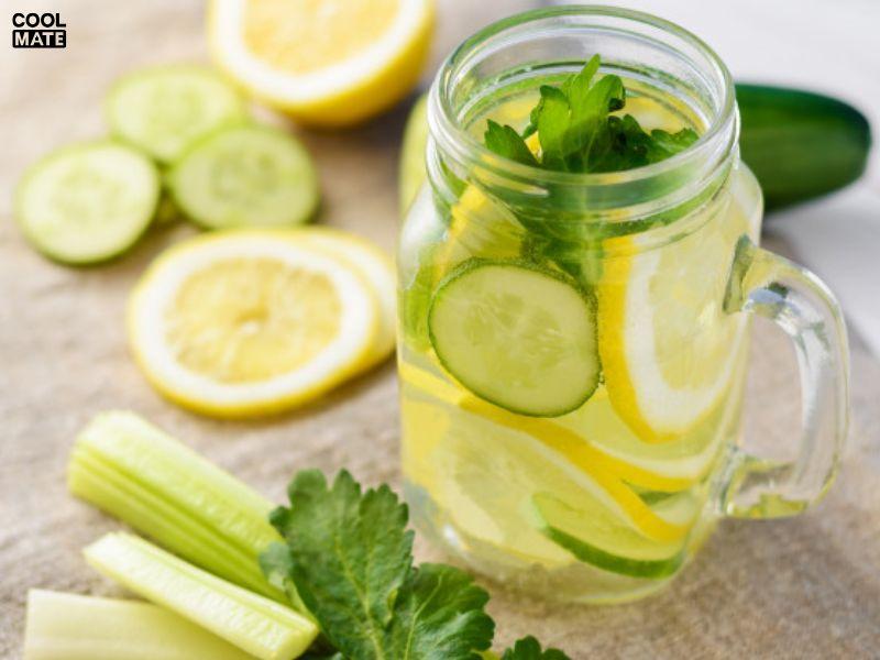 Detox dưa leo + chanh + cần tây 