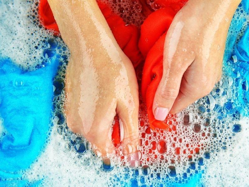 Nên lưu ý giặt phơi trang phục vải cotton thái đúng cách để tăng độ bền đẹp