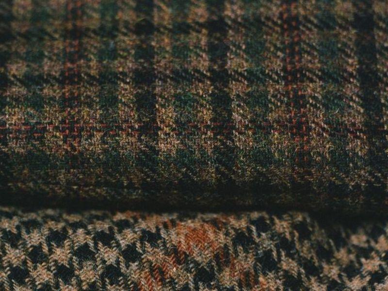 Bạn không nên sử dụng chất rửa tẩy mạnh cho vải tweed