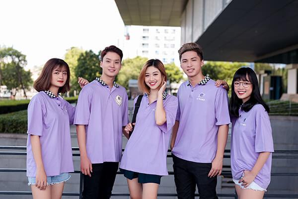 Áo đồng phục học sinh thể hiện tinh thần bình đẳng giữa các cá nhân