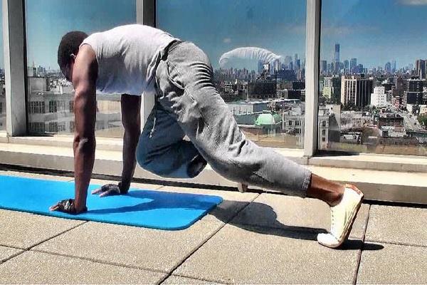 Mountain climbers: Vận động toàn thân, tăng cường sức mạnh
