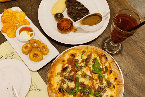 Della Seta - cửa hàng pizza ngon ở Hà Nội