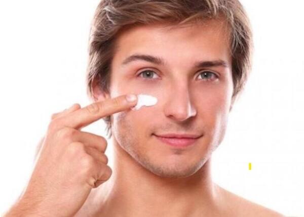 Nhiều nguyên nhân khiến lông mặt phát triển