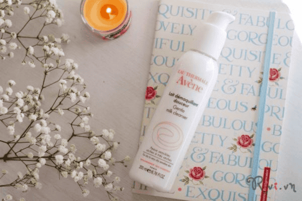 Avene Gentle Milk Cleanser - Kem rửa mặt siêu lành tính