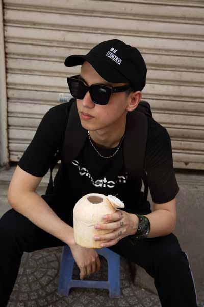 Mũ lưỡi trai nam đen