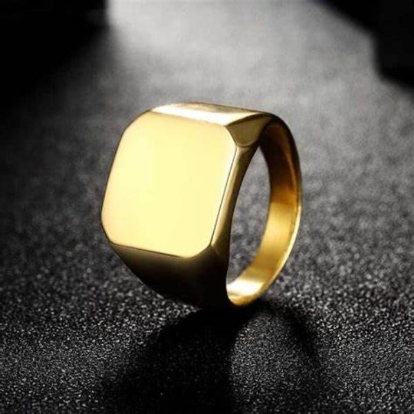 Nhẫn nam mặt vuông trơn thể hiện sự mạnh mẽ và cá tính