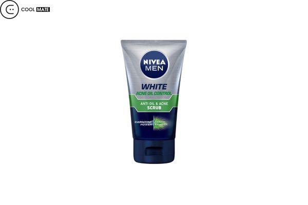 Sữa rửa mặt Nivea Men Oil Control Facial Scrub