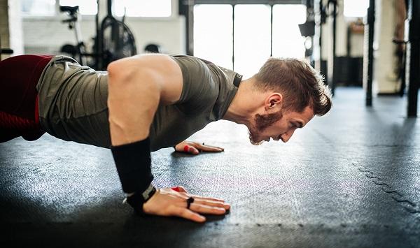Bài tập Wide Grip Push up