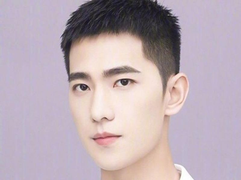 Kiểu tóc Mohican Layer không vuốt tiện lợi, thoải mái