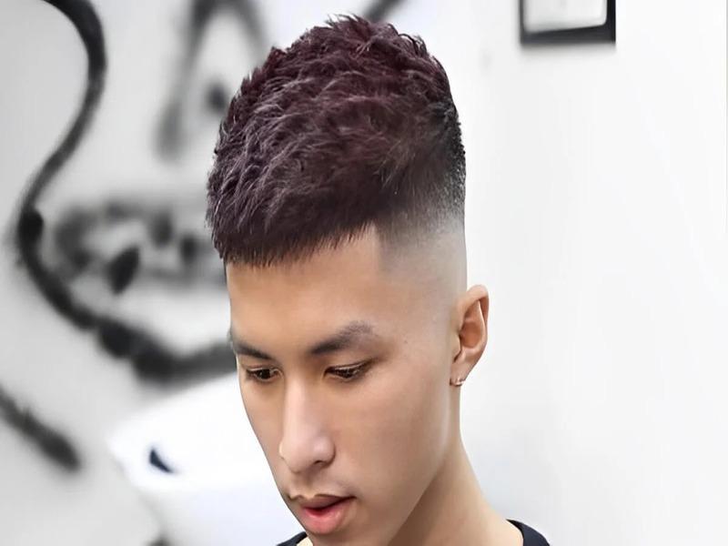 Kiểu tóc Mohican ngắn không vuốt kết hợp Layer
