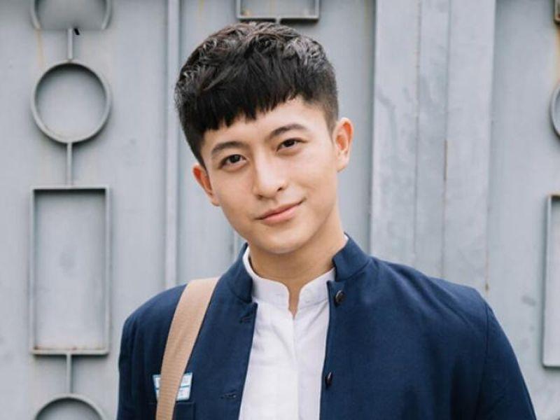 Kiểu tóc Mohican dài mái ngố
