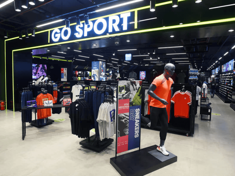 Điểm Danh 15+ Địa Điểm Mua Áo Khoác Thể Thao Nam Đẹp Và Uy Tín