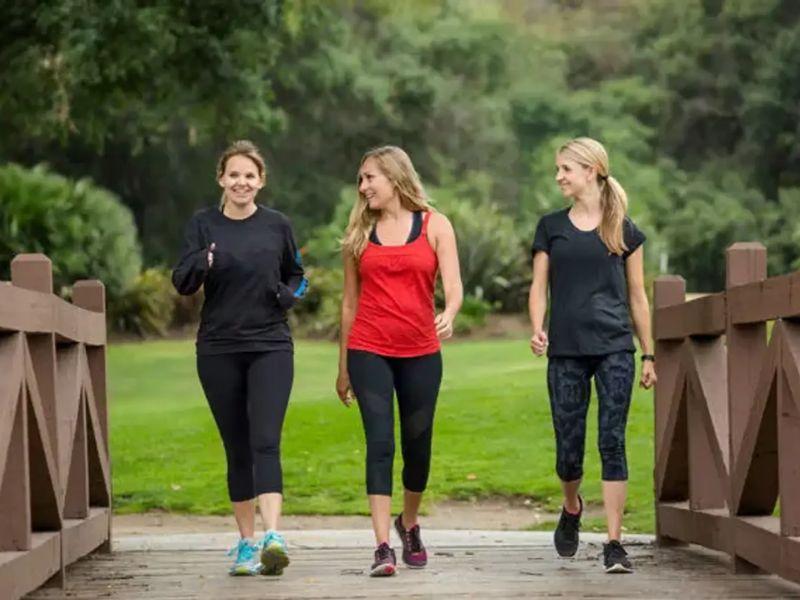 Đi bộ là bài tập Liss Cardio đơn giản và hiệu quả 
