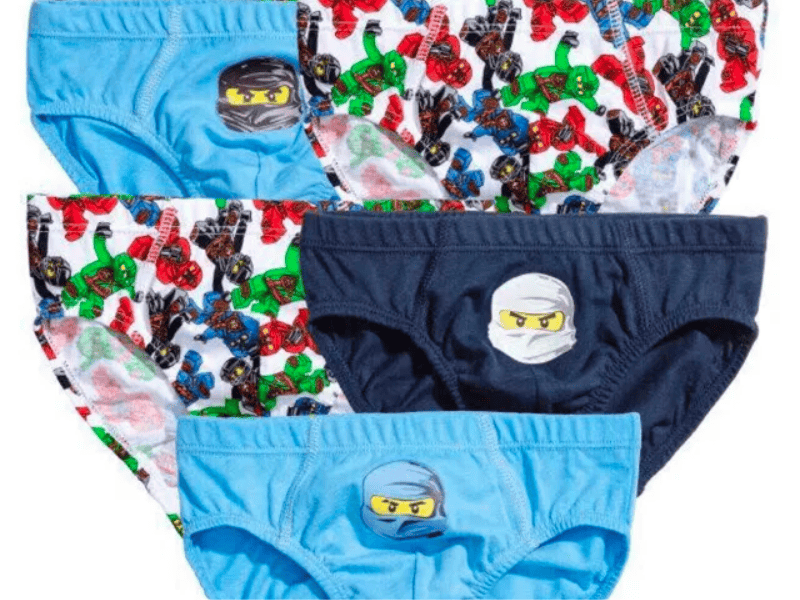Quần lót hình Lego