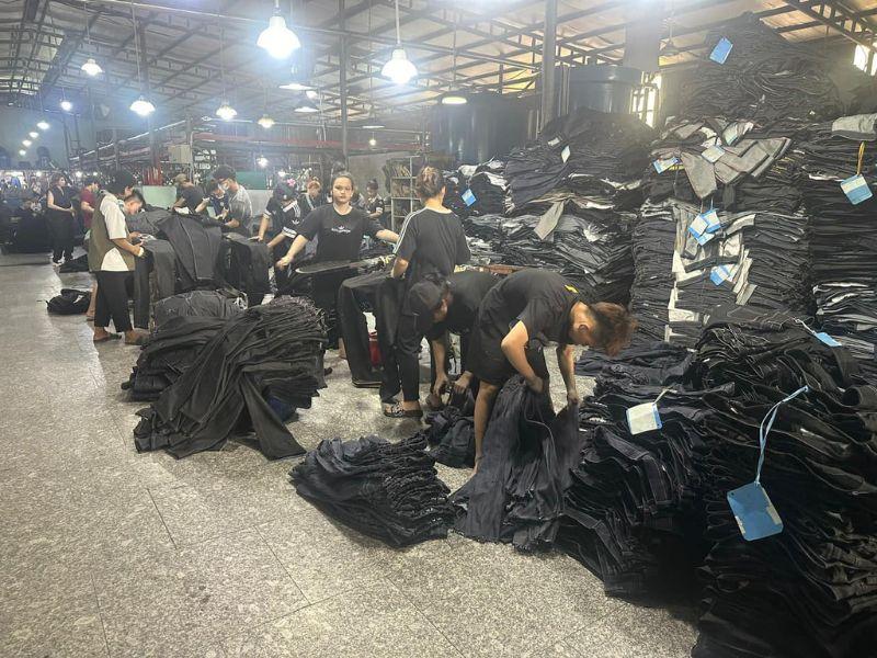 Xưởng may đồ jeans Ngọc Vinh BBK