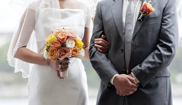 Người song tính có cơ hội lập gia đình cao hơn so với Les và Gay