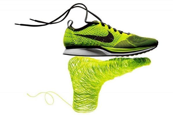 Nike và Adidas