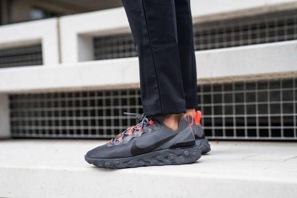 Nike và Adidas