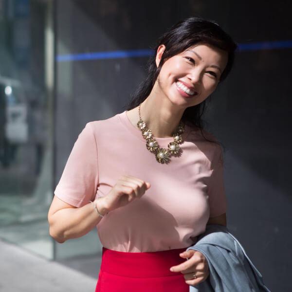Shark Linh trong thời gian làm việc tại Bank of America Securities