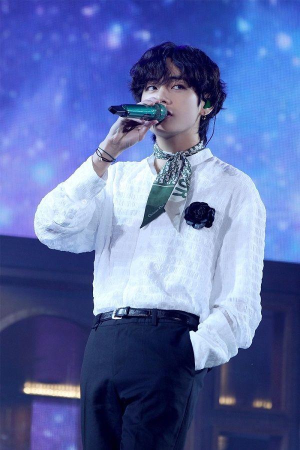 Sub Vocal cũng thường hát thêm những phân đoạn hỗ trợ cho giọng ca chính