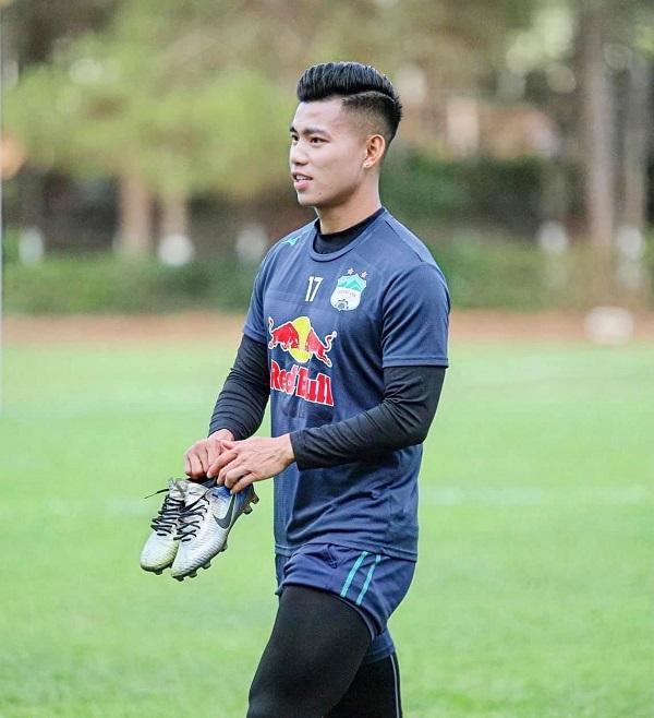 Văn Thanh có đam mê với trái bóng tròn từ khi còn rất nhỏ