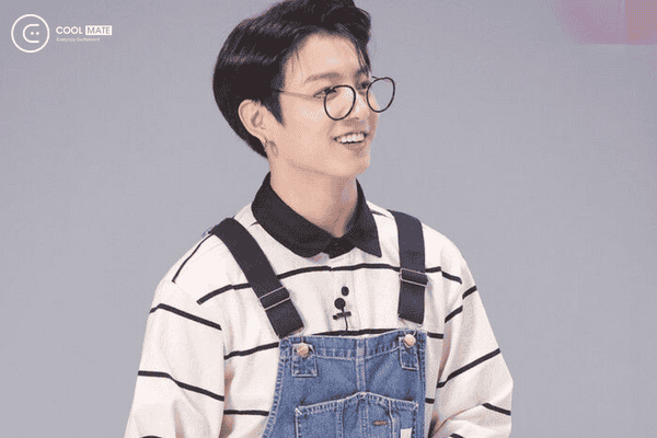 Đồ yếm giúp che khuyết điểm và tạo vẻ ngoài gọn gàng