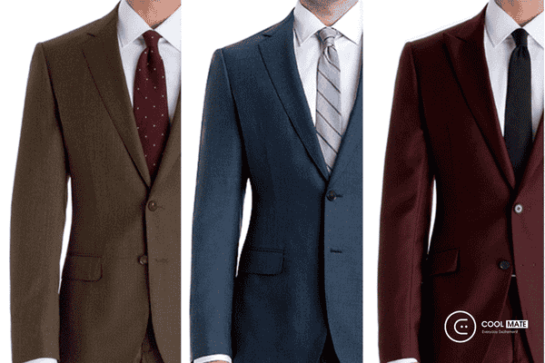 Áo vest tối màu giúp tạo vẻ ngoài lịch lãm và nam tính