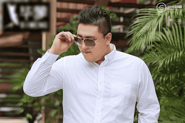 Áo sơ mi dài tay giúp che khuyết điểm và tạo cảm giác vừa vặn