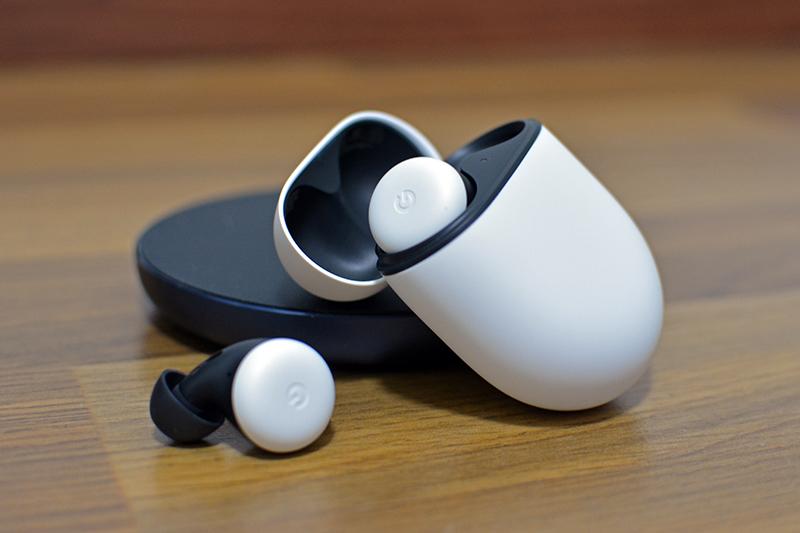 bo-tui-10-loai-tai-nghe-bluetooth-xin-xo-nhat-hien-nay-203