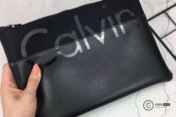 Clutch Calvin Klein: Phong cách trẻ trung và năng động