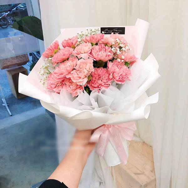 Quà tặng kỷ niệm ngày cưới là những bông hoa