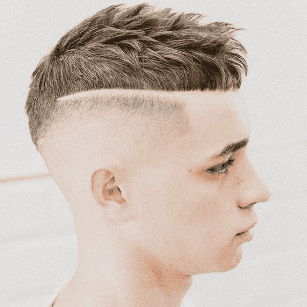 Kiểu tóc Short Quiff kết hợp với kẻ vạch