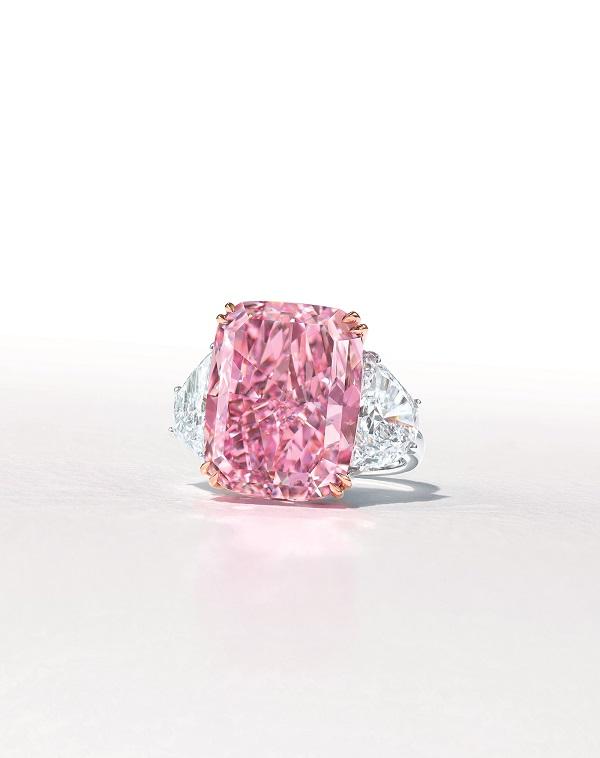 The Sakura Diamond - màu hồng tím tinh tế