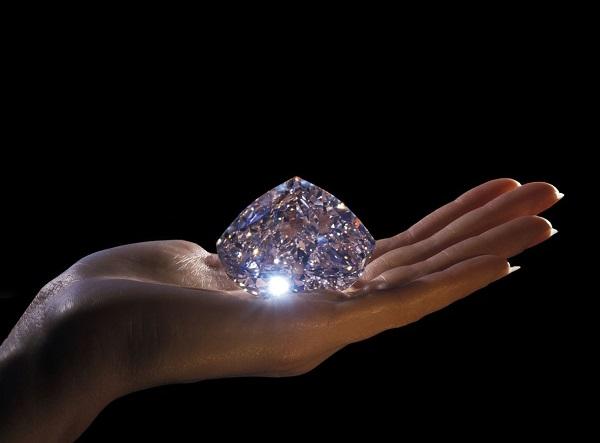 De Beers Centenary Diamond - viên kim cương được săn đón