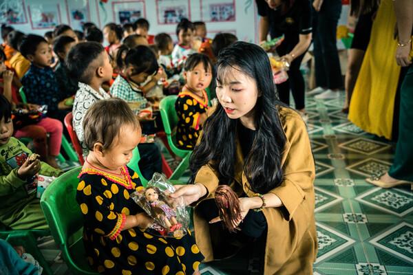khánh thành điểm trường trung dù coolmate sức mạnh 2000 giang ơi