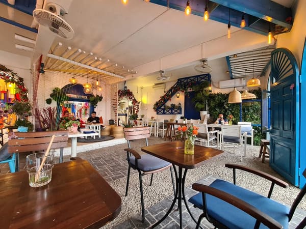 quan-cafe-yen-tinh-ha-noi-cuc-chill-lam-viec-hoc-tap