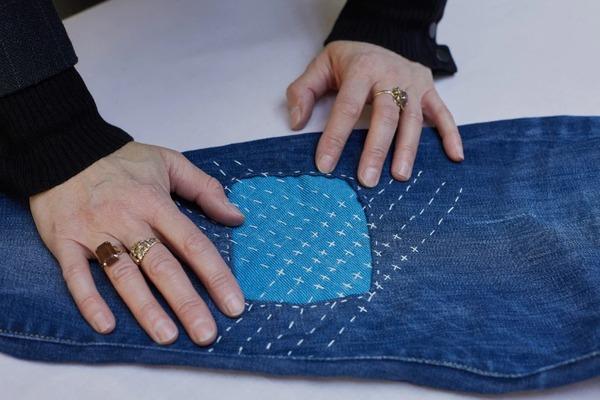 Kéo dài tuổi thọ của quần jeans bằng cách khâu Sashiko