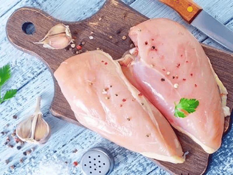 Hàm lượng protein trong 100g ức gà