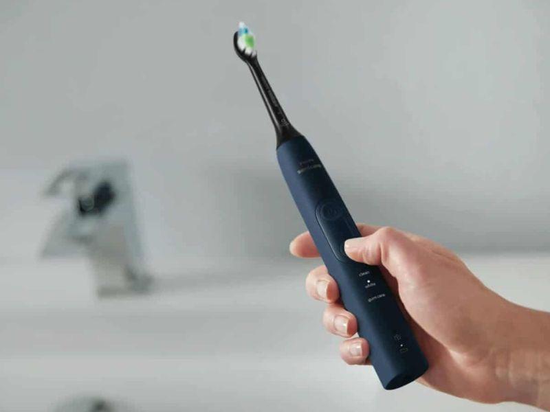 cách sử dụng bàn chải điện 