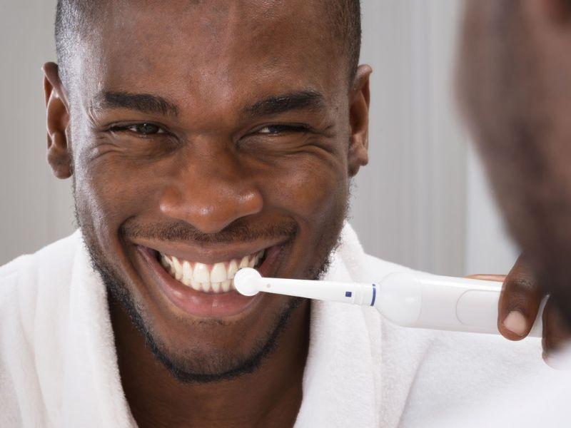 hướng dẫn cách sử dụng bàn chải điện đúng cách 