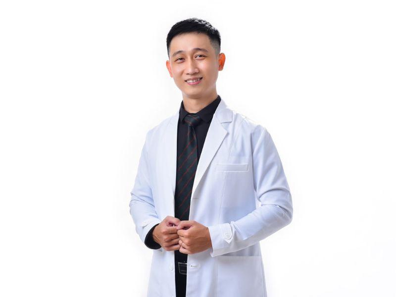 đồng phục lễ tân nha khoa