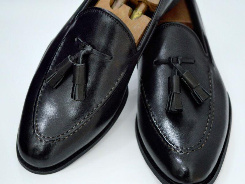 Giày Tassel Loafer dễ phối đồ đa phong cách