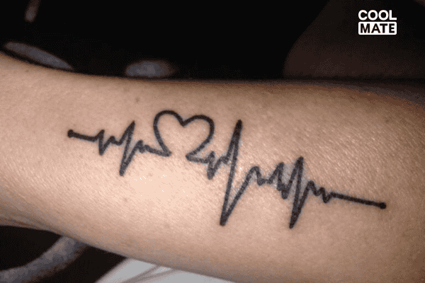 Hình xăm trái tim nhịp tim cũng là một trong những xu hướng Tattoo được giới trẻ yêu thích hiện nay
