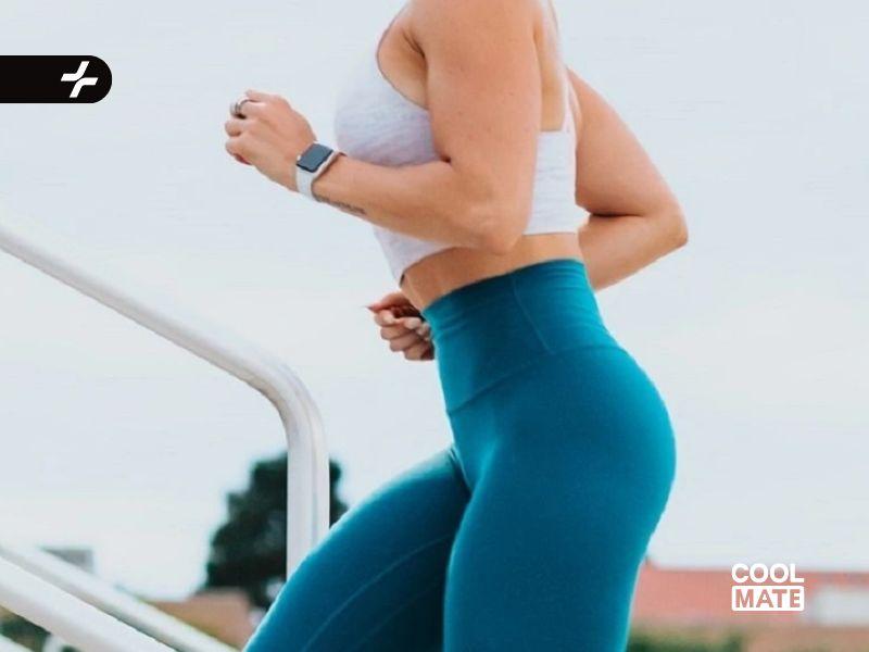 Quần áo thể thao làm từ vải Spandex