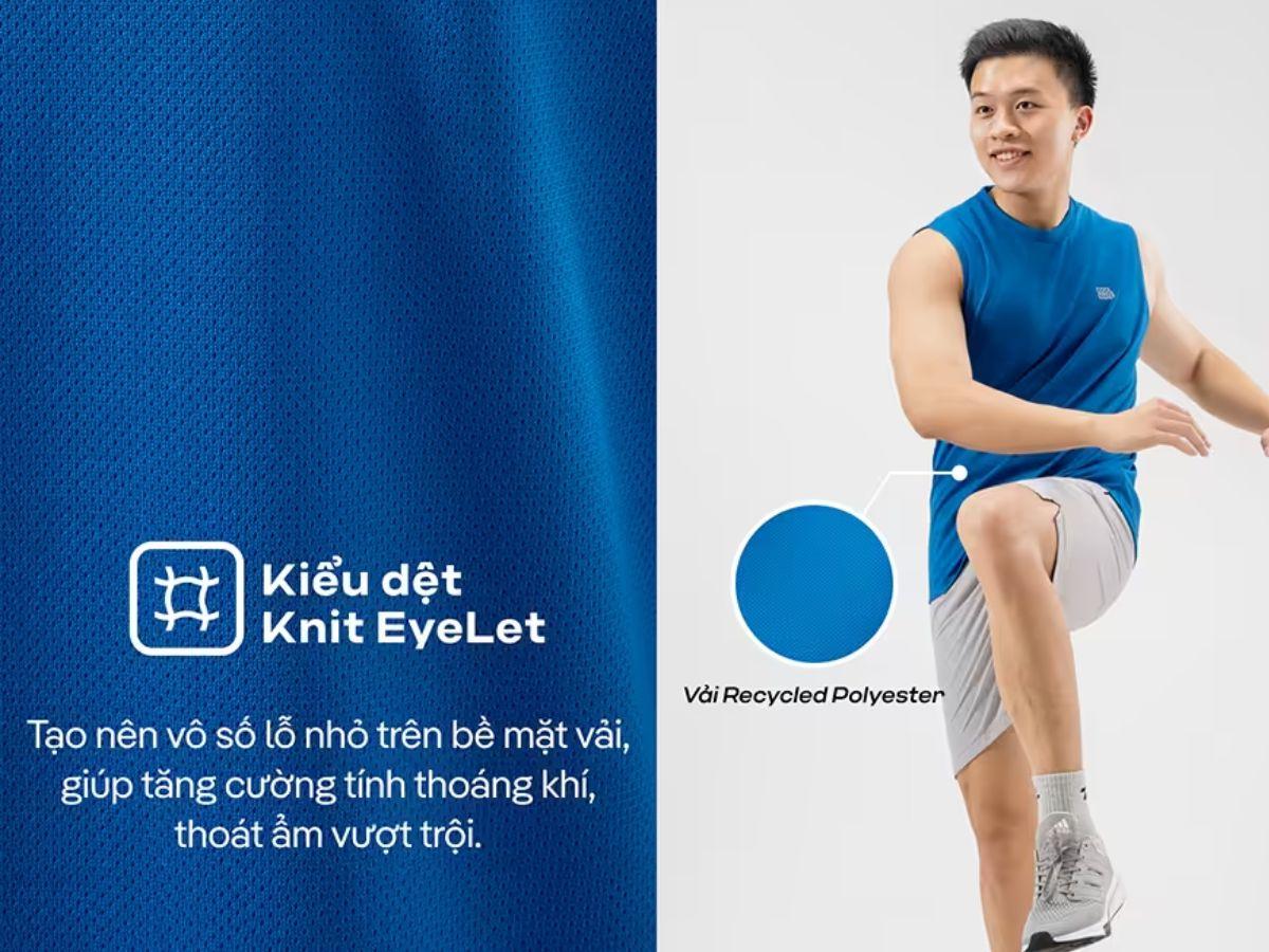 Áo có form ôm nhẹ slim-fit, vừa vặn tôn dáng và mang lại vẻ khỏe khoắn