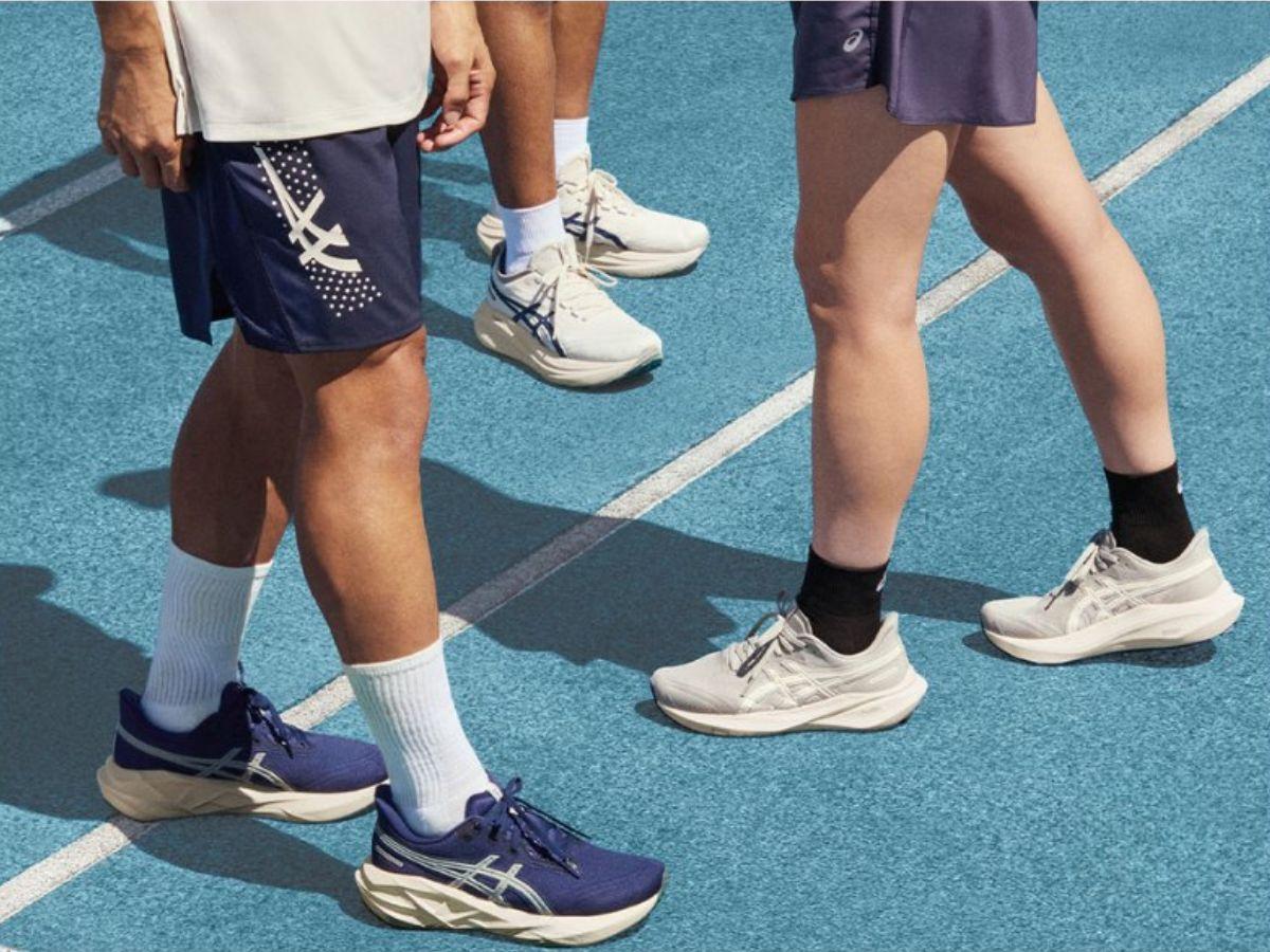 Mẫu mã và màu sắc giày cầu lông Asics đa dạng