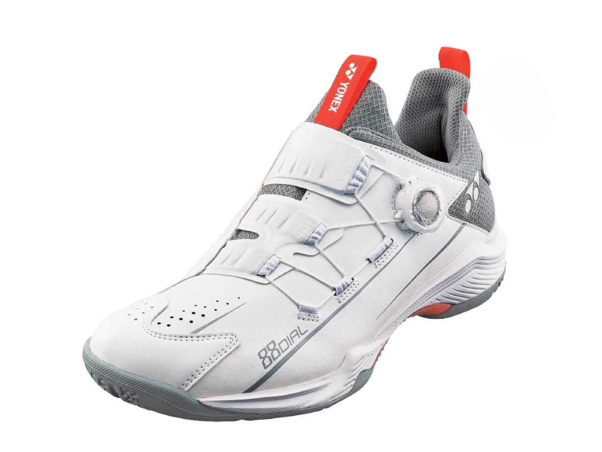 Giày Yonex 88 Dial 2 Wide là mẫu giày độc quyền với công nghệ BOA Fit System