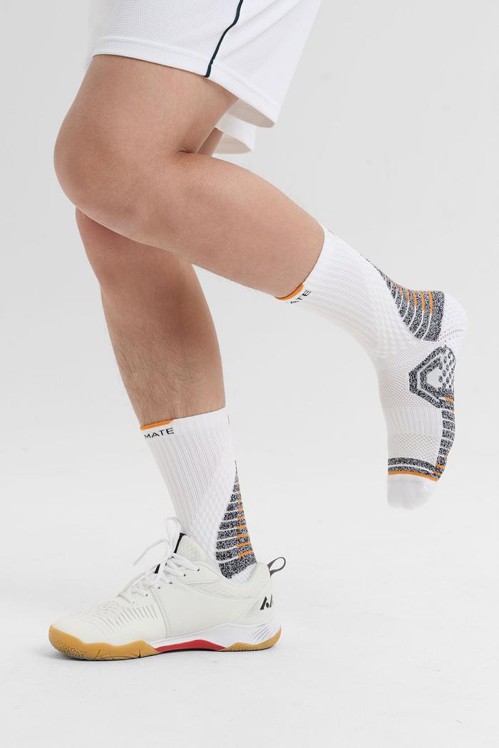 Tất thể thao cổ trung Striker Sport - undefined